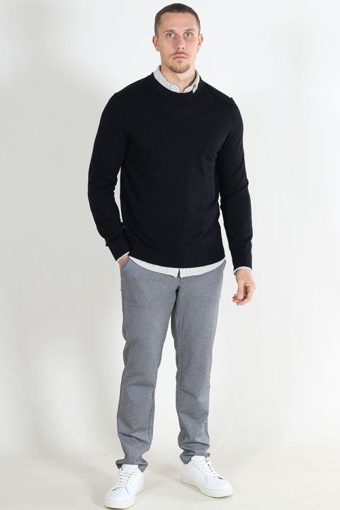 Selected Tray LS Merino Knit Crew Neck Black