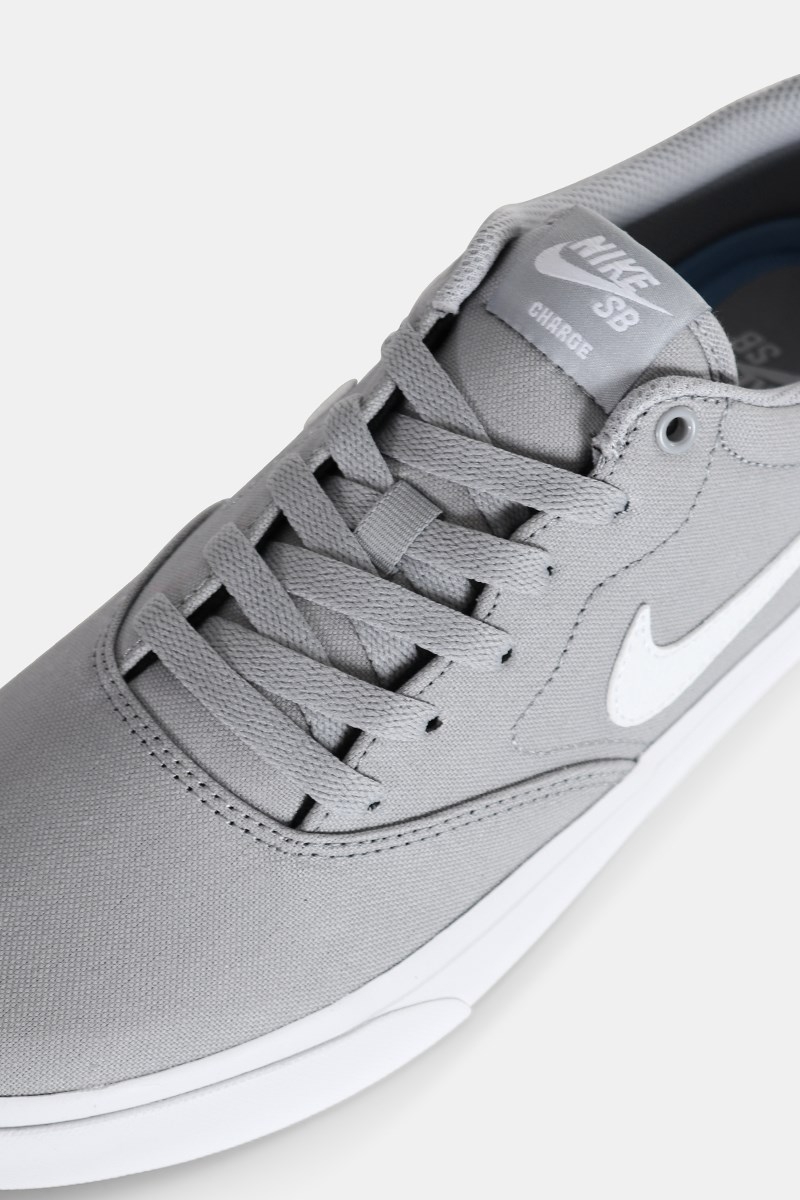 lezer langzaam Forensische geneeskunde Nike SB Charger SLR Sneakers Wolf Grey/White