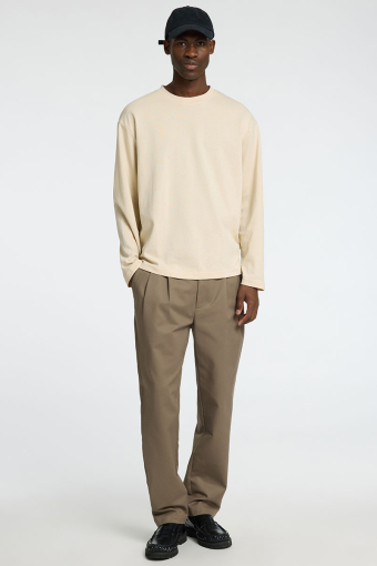 Loose Oscar LS Tee Oatmeal