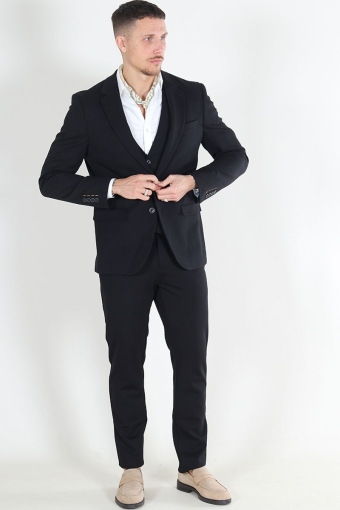 Ezra Blazer Black